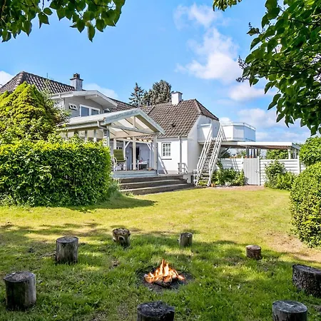 Amazing In With Sauna